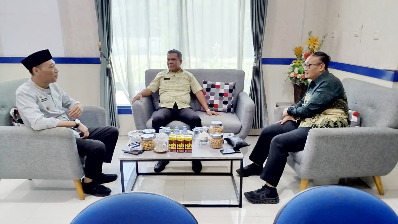 AUDIENSI PERKEMBANGAN TRANSPORTASI LAUT OLEH WAKIL BUPATI BANGGAI KEPULAUAN 