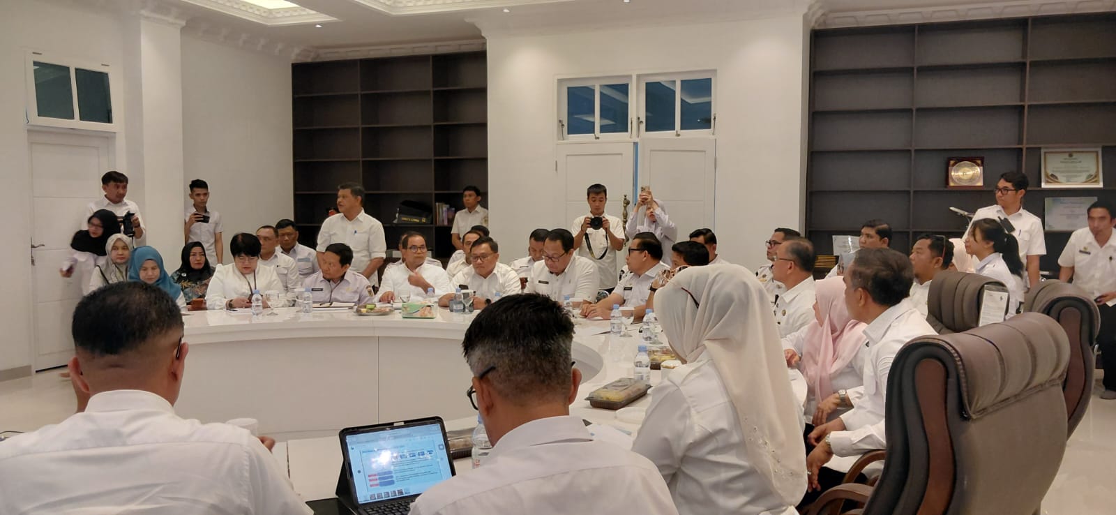 RAPAT PIMPINAN EVALUASI TEPPRA  PROVINSI SULAWESI TENGAH